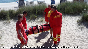 Erste-Hilfe-Übung am Strand